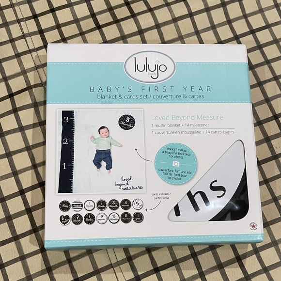 Lulujo Monthly Milestone Blanket & Cards - Picture 1 of 8